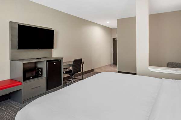 Suite - Comfort Inn & Suites Olive Branch