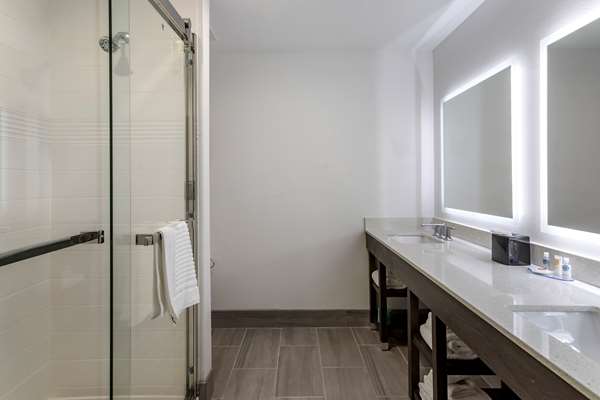 Suite - Comfort Inn & Suites Olive Branch