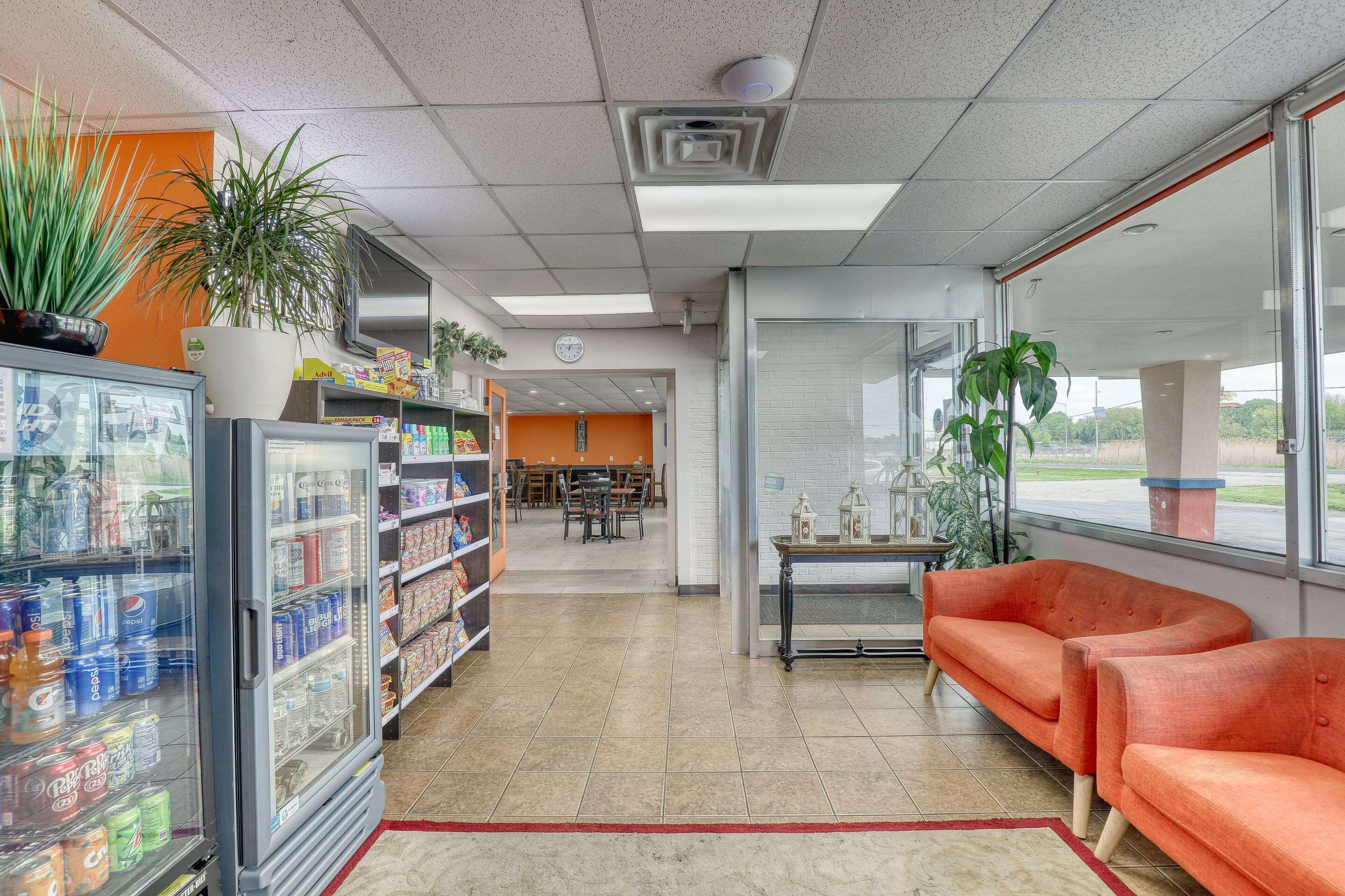 Hotel lobby | Econo Lodge