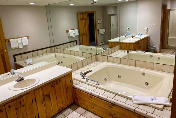 Suite - Travelodge Lincoln