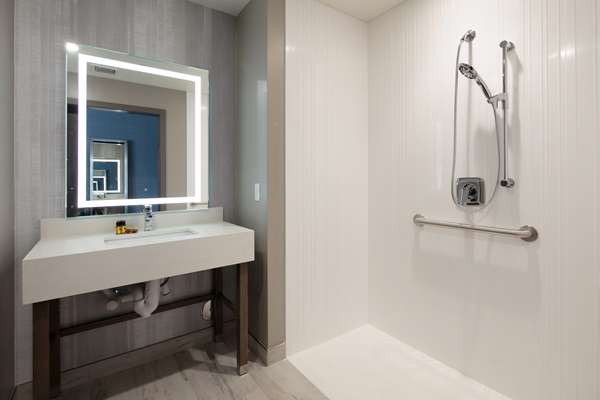  - Best Western Plus Settlers Point Hotel - I-15, Exit 13