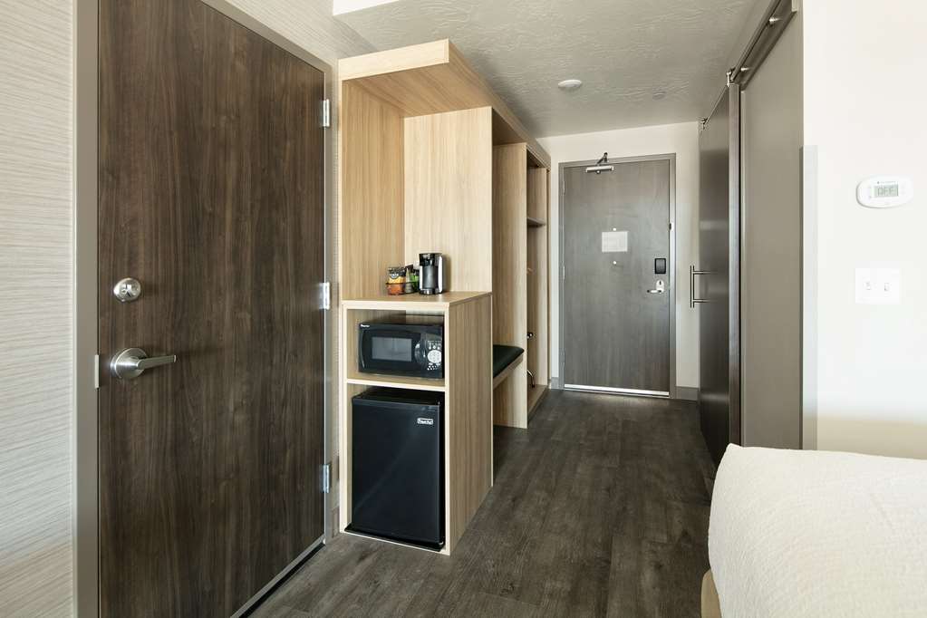 Best Western Plus Settlers Point-guestroom-Guest Room,Guest Room Amenity,Mini-Refrigerator,On-Site,Microwave.jpg