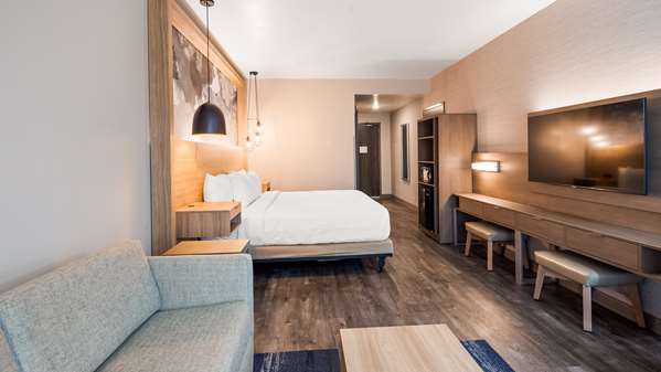  - Best Western Plus Settlers Point Hotel - I-15, Exit 13