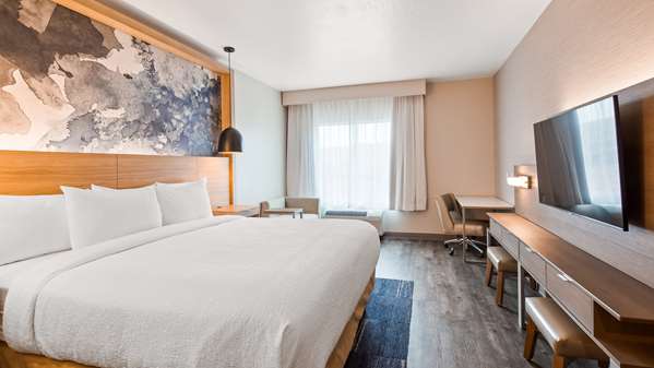  - Best Western Plus Settlers Point Hotel - I-15, Exit 13