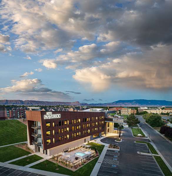 Exterior view - Hotel Maverick Colorado Mesa University Grand Junction