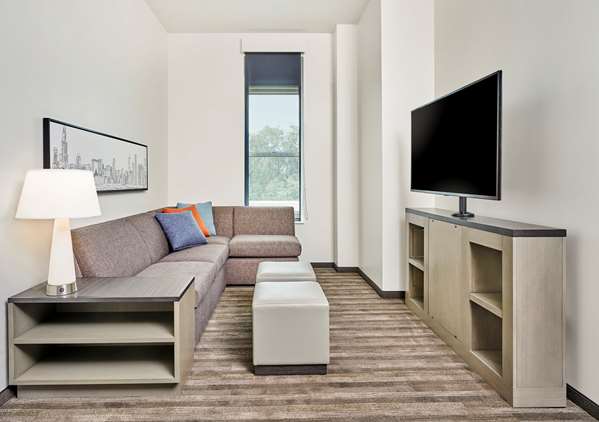Suite - Hyatt House Hotel Medical District Chicago
