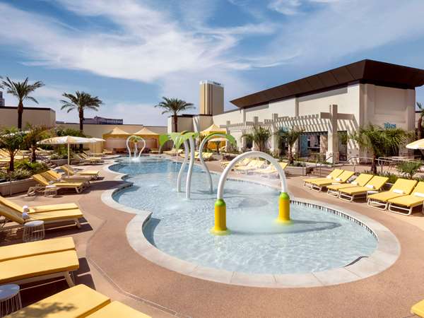 Pool - Hilton Hotel at Resorts World Las Vegas - I-15, Exit 39