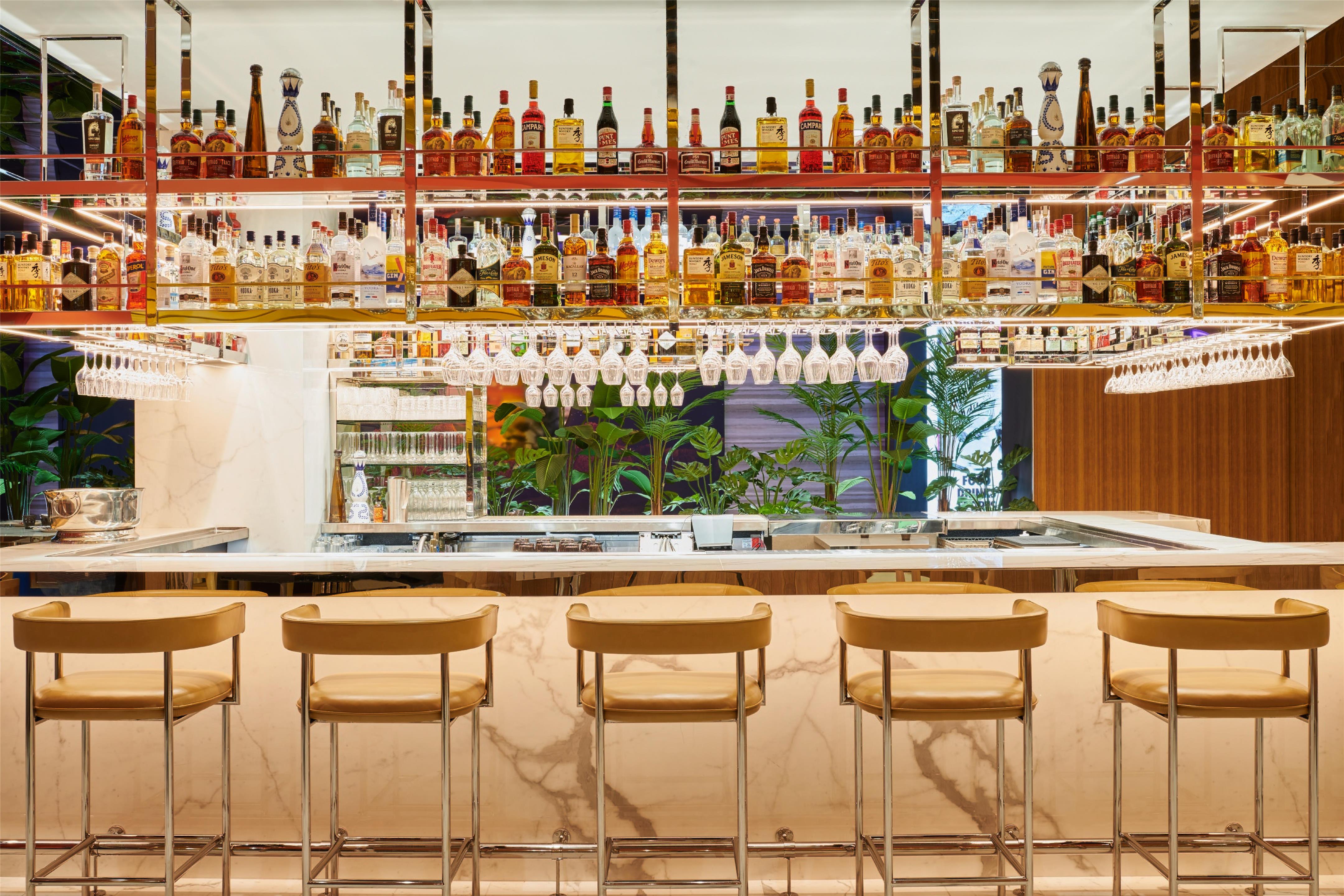BarLounge | Virgin Hotel Las Vegas, Curio Collection by Hilton