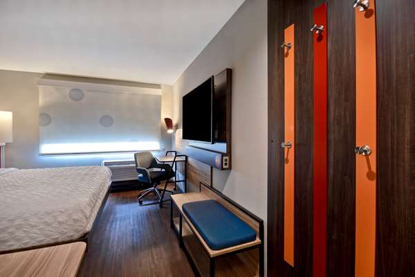  - Tru by Hilton Hotel Downtown Manchester