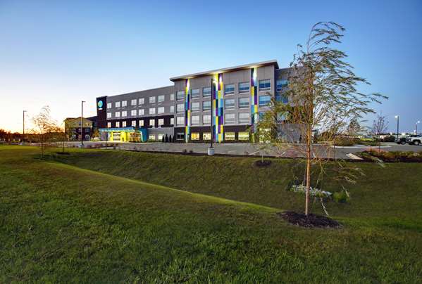 Exterior view - Tru by Hilton Hotel Stoughton