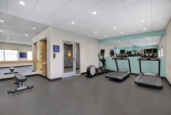 Fitness/ Exercise Room - Tru by Hilton Hotel Stoughton