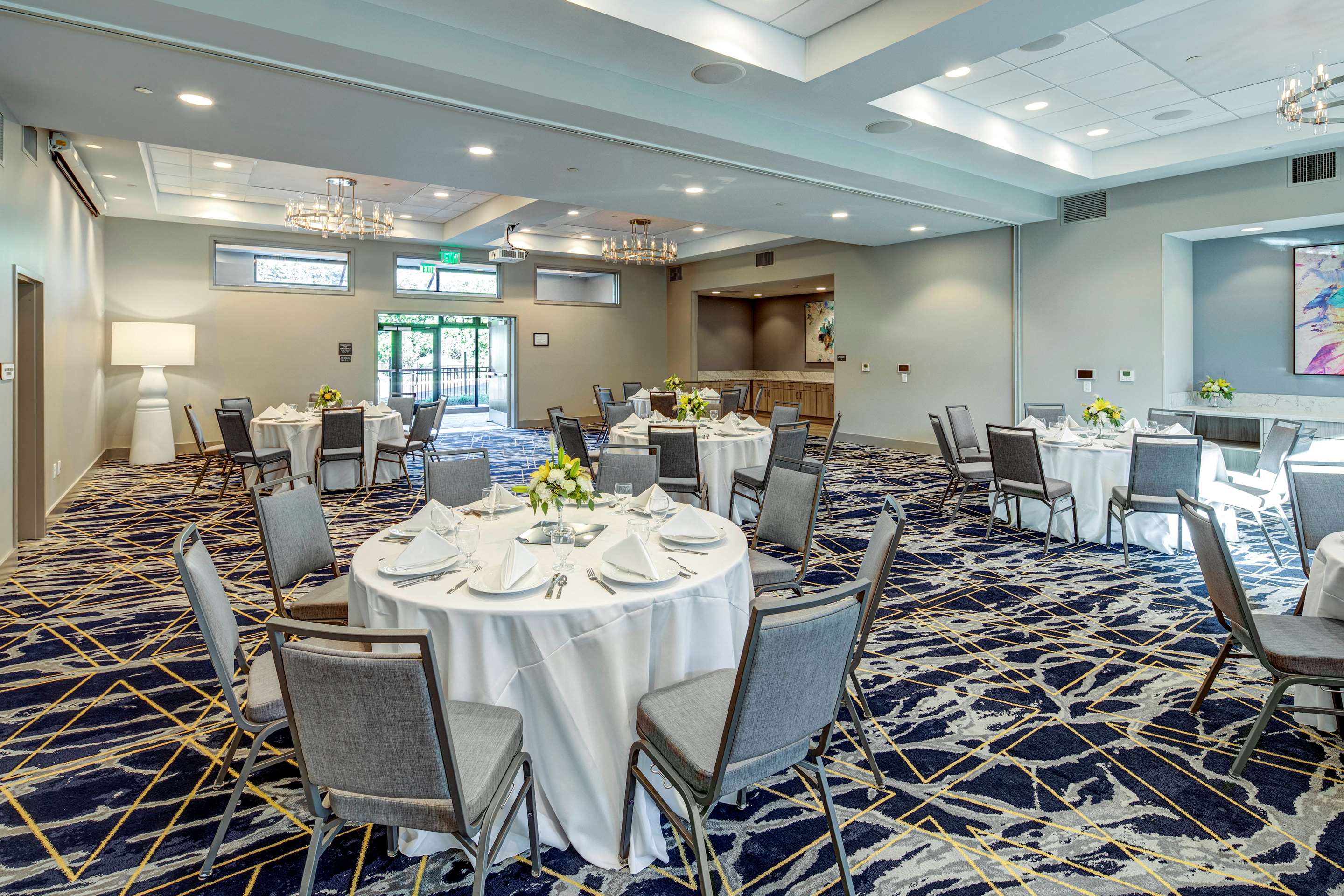 Meeting Room | Hilton Garden Inn Wilsonville