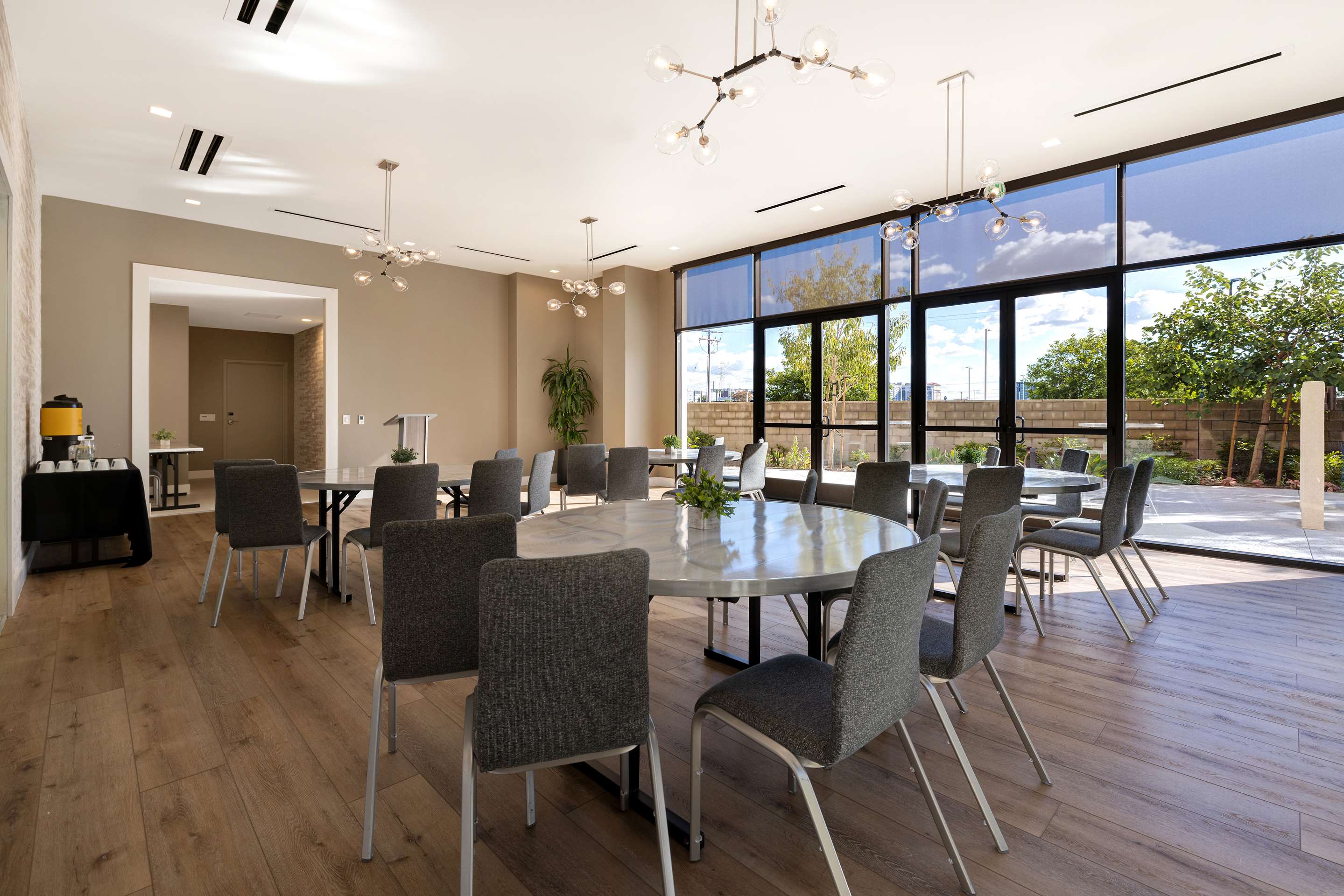 Meeting Room | Home2 Suites By Hilton Anaheim Resort