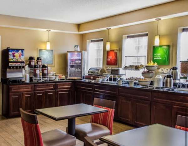 Amenities - SureStay Plus Hotel by Best Western Jonestown - I-81, Exit 90