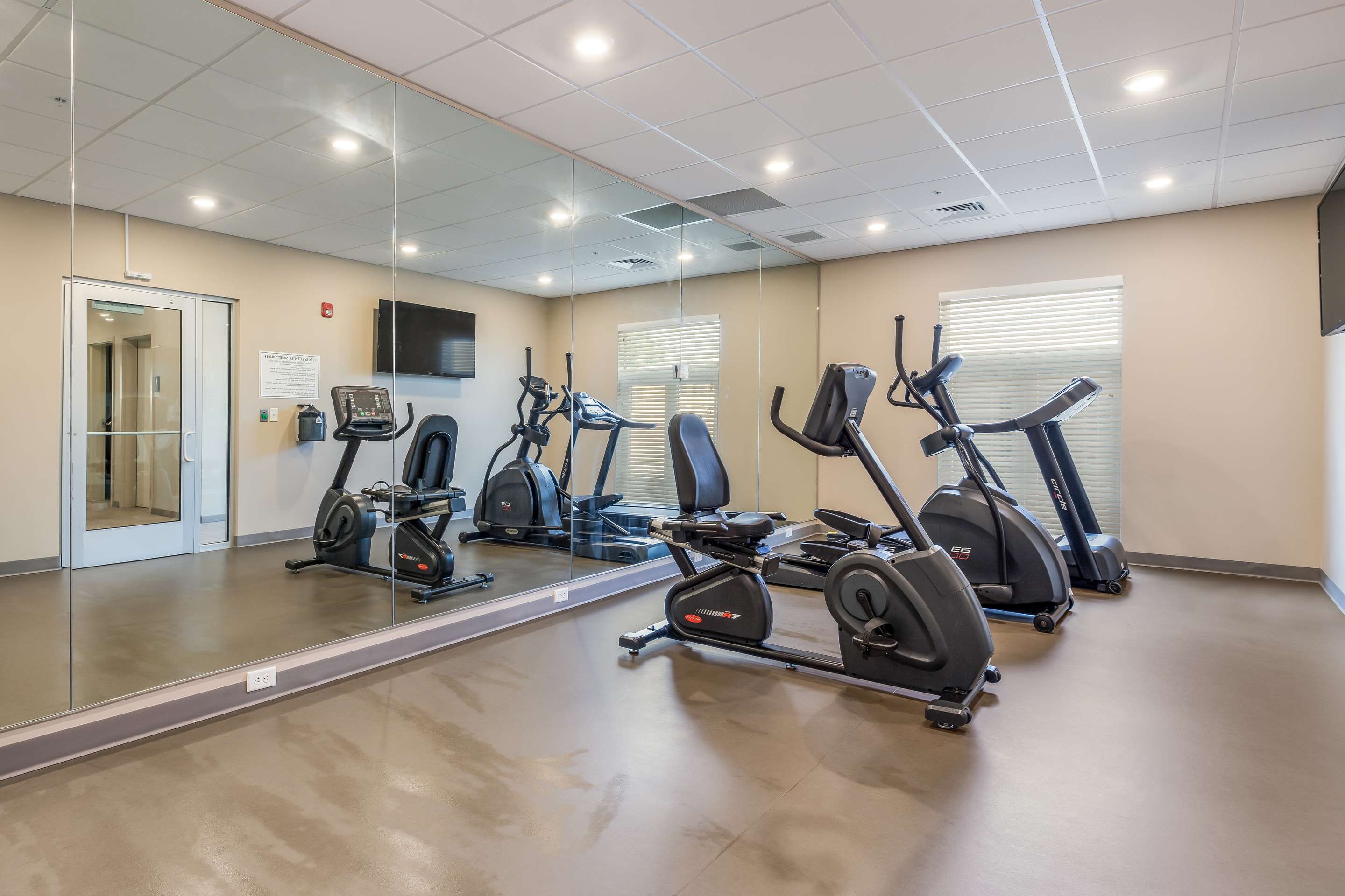 Fitness center | Sleep Inn & Suites Park City - Wichita North