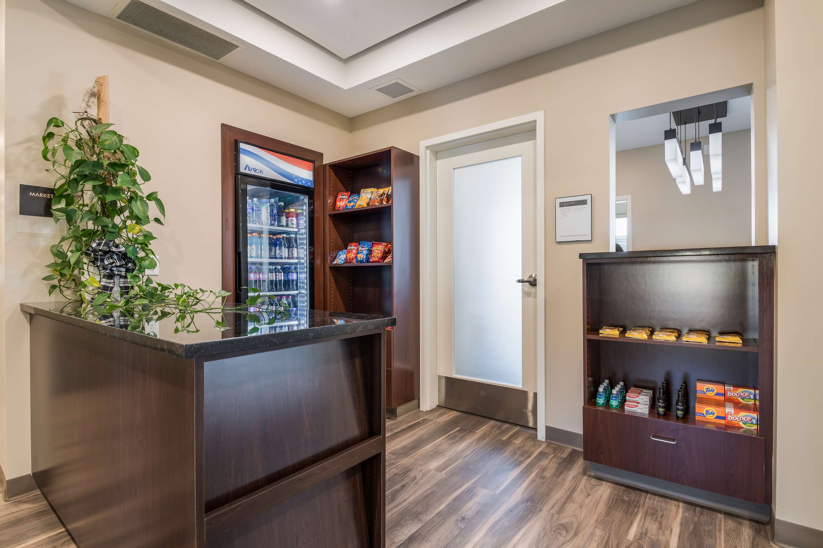 Lobby | Sleep Inn & Suites Park City - Wichita North