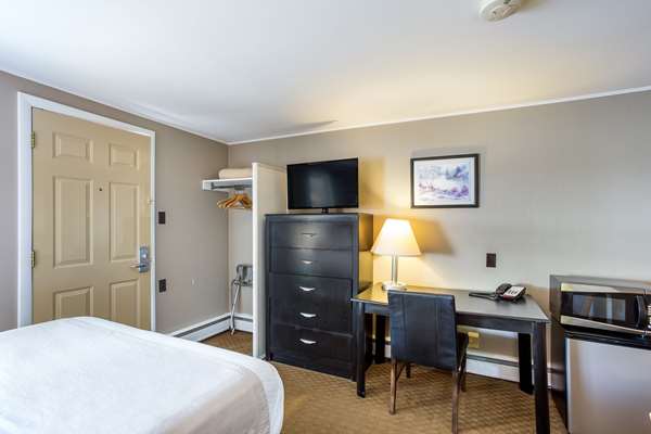  - Rodeway Inn Gorham