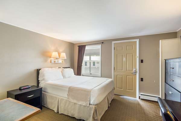  - Rodeway Inn Gorham