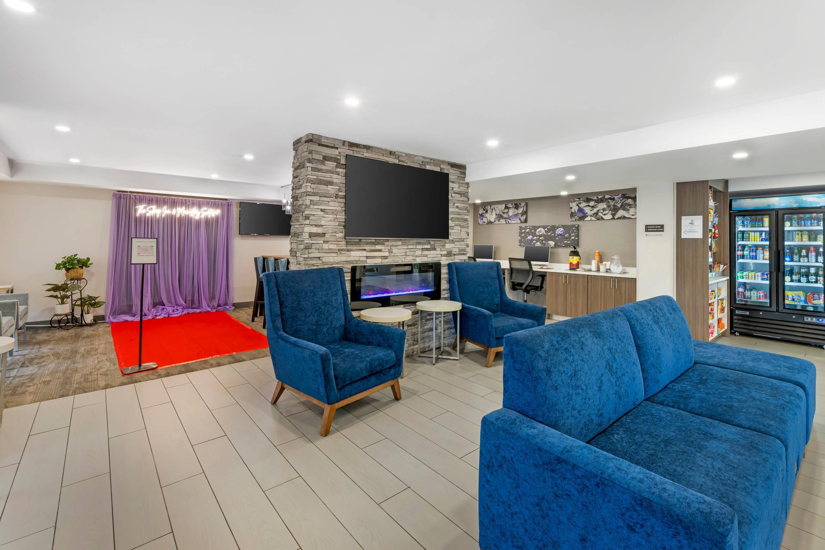 Hotel lobby | Sleep Inn OakBrook Terrace - Chicago