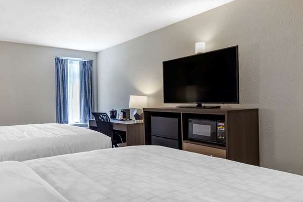  - Clarion Pointe Hotel Raleigh
