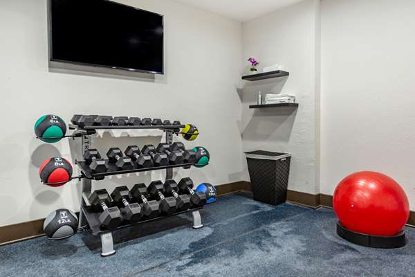Fitness/ Exercise Room - Clarion Pointe Hotel Raleigh