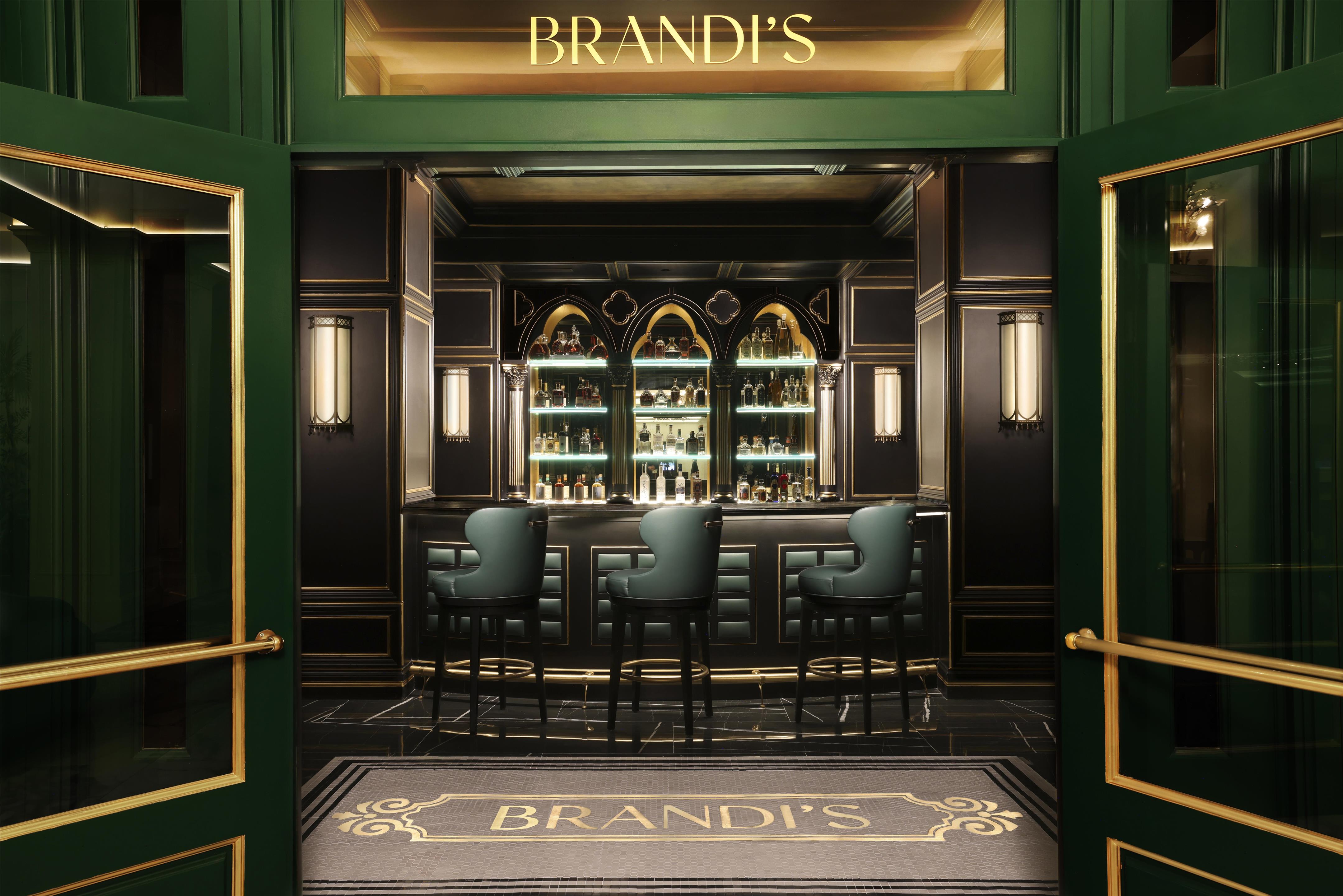 Brandi s Entrance and Bar hi res | Biltmore Hotel - Miami - Coral Gables