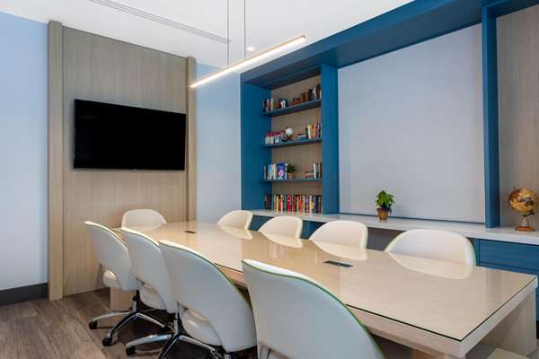  - TRYP Hotel by Wyndham Seaworld Orlando