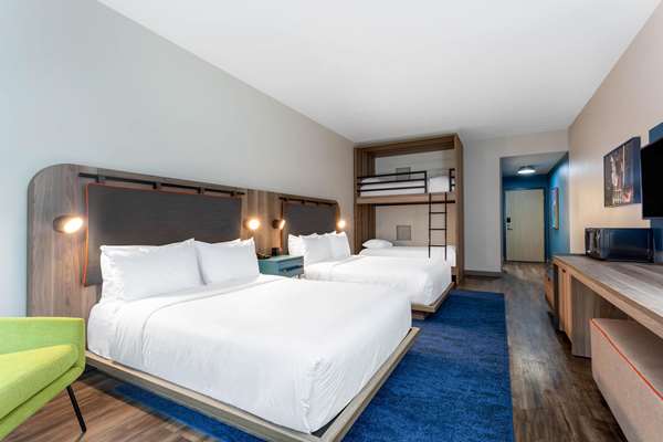  - TRYP Hotel by Wyndham Seaworld Orlando