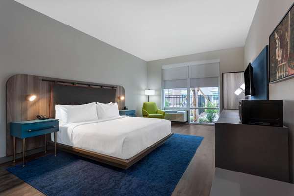  - TRYP Hotel by Wyndham Seaworld Orlando