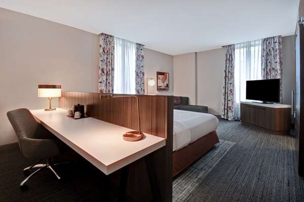  - Hilton Garden Inn Kalamazoo