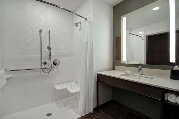  - Hilton Garden Inn Kalamazoo
