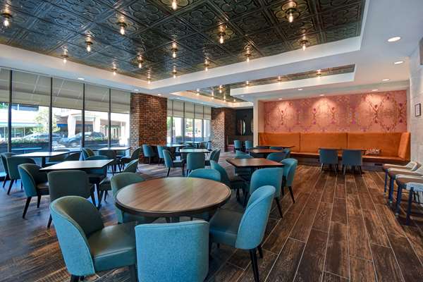 Restaurant - Hilton Garden Inn Kalamazoo