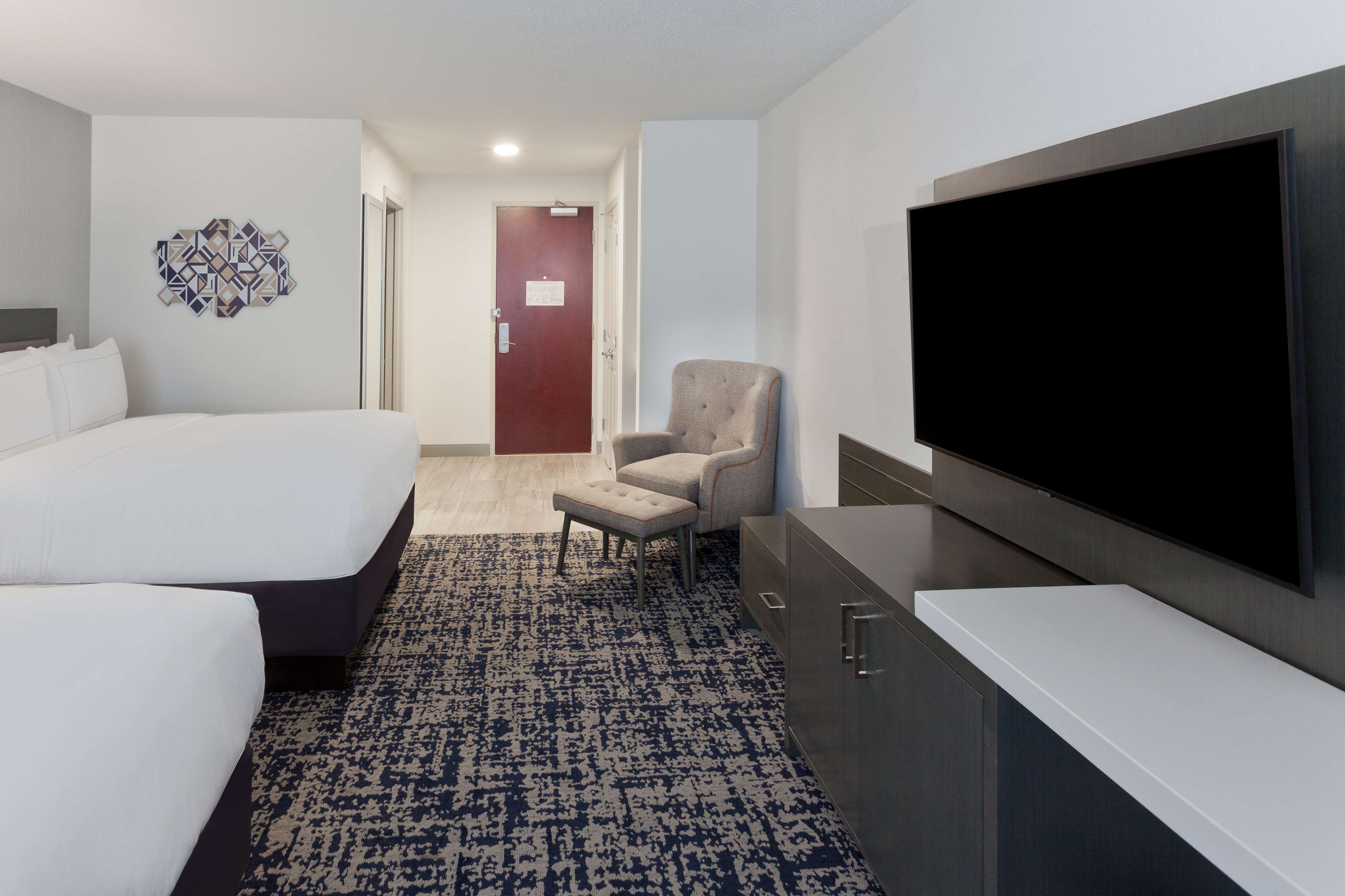 DoubleTree by Hilton Dothan Room Type - 2 QN HEARING ACC BALCONY