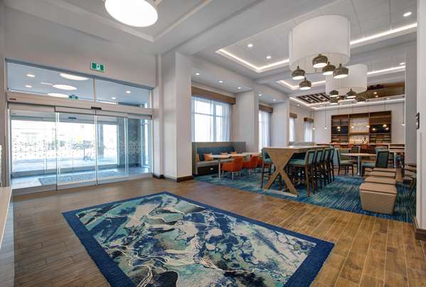Amenities - Hampton Inn & Suites Waterloo