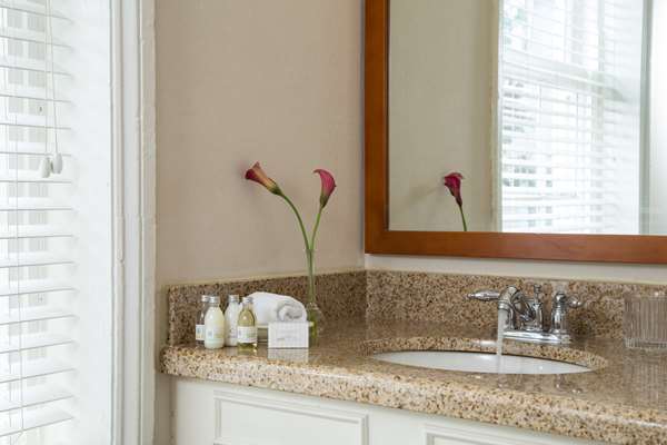  - Linden Row Inn Richmond - I-95, Exit 74C