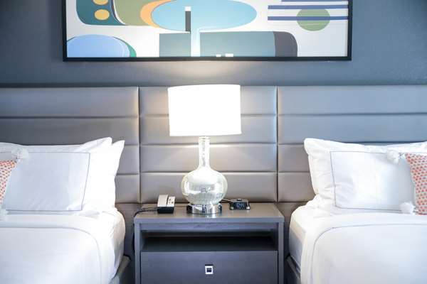  - Rewind Hotel West Des Moines - I-35, Exit 70