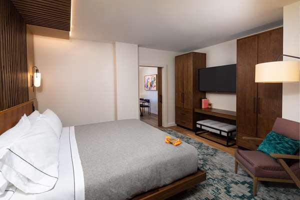  - Canopy by Hilton Hotel Old Town Scottsdale