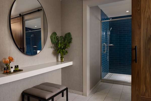  - Canopy by Hilton Hotel Old Town Scottsdale