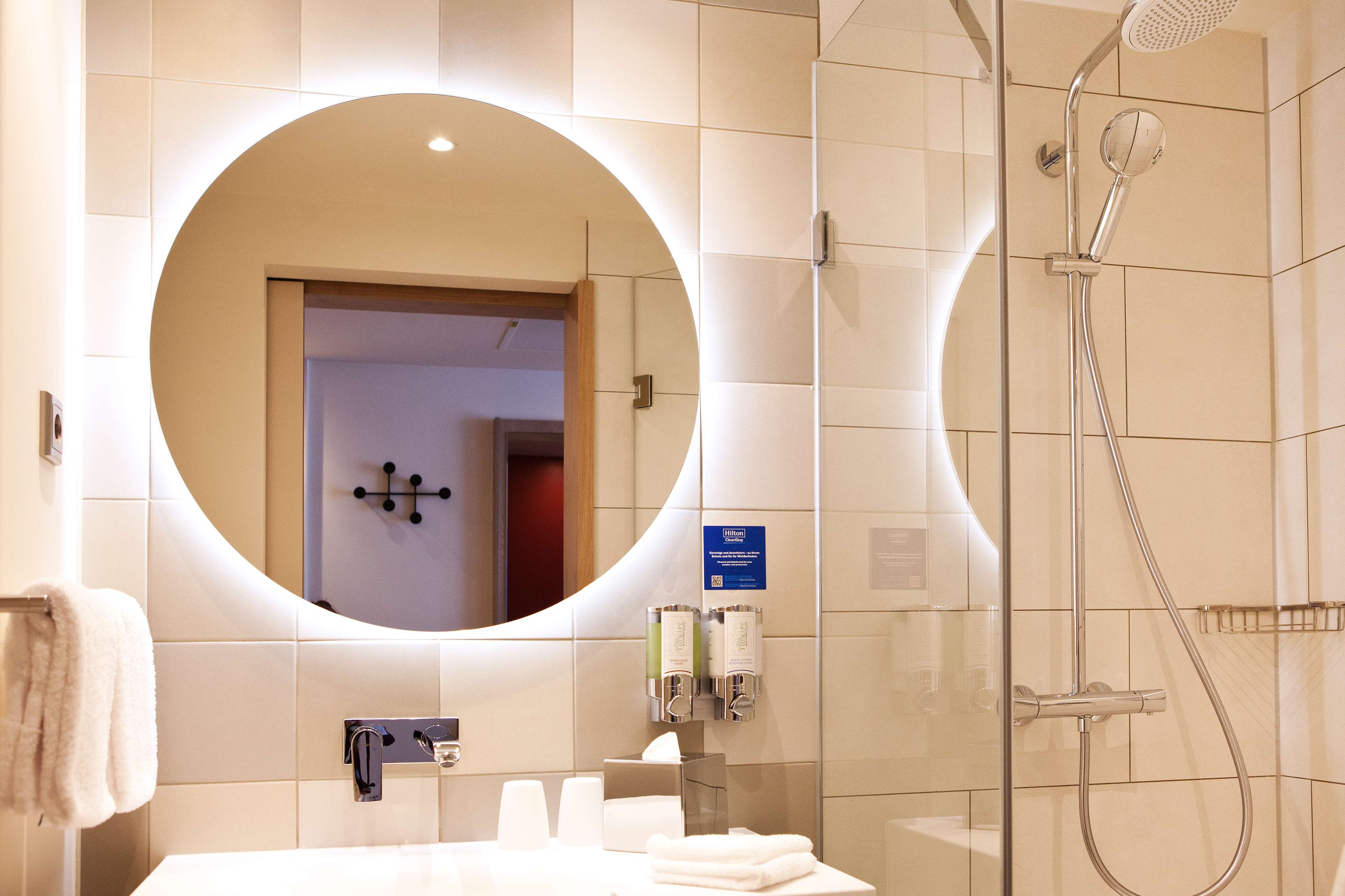 Hampton by Hilton Vienna Messe Room Type - TWIN ROOM