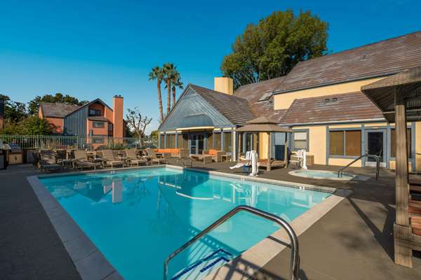 Pool - SenS Suites Livermore