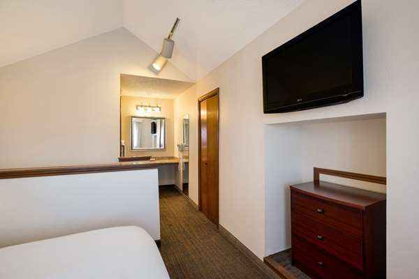 Suite - SenS Suites Livermore