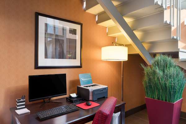 Conference Area - SenS Suites Livermore