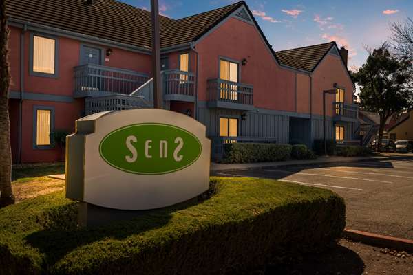 Exterior view - SenS Suites Livermore