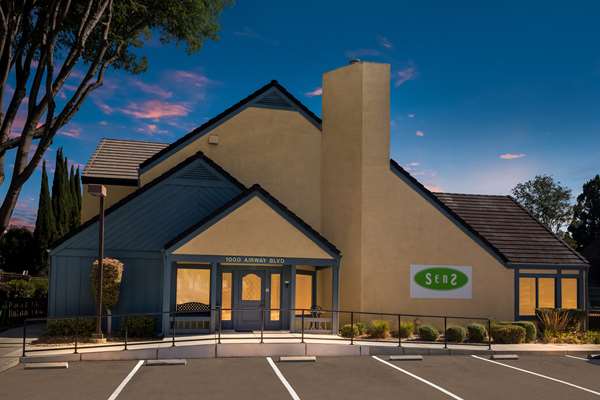 Exterior view - SenS Suites Livermore