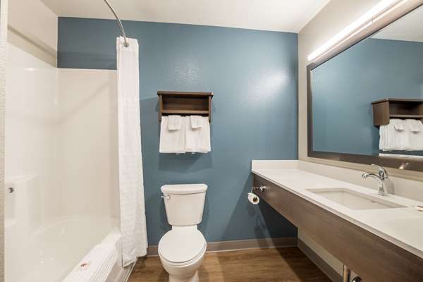  - WoodSpring Suites Colton
