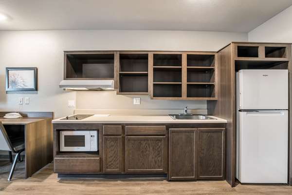  - WoodSpring Suites Colton