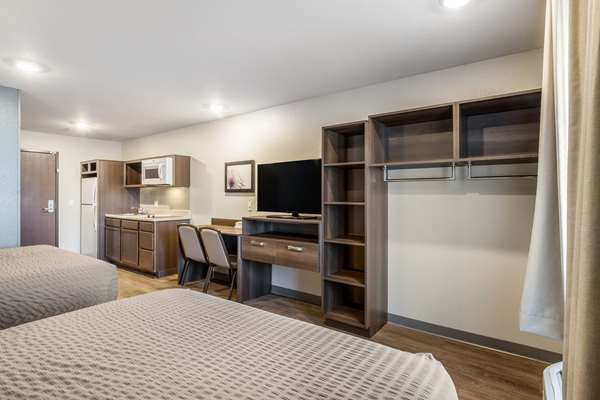  - WoodSpring Suites Colton