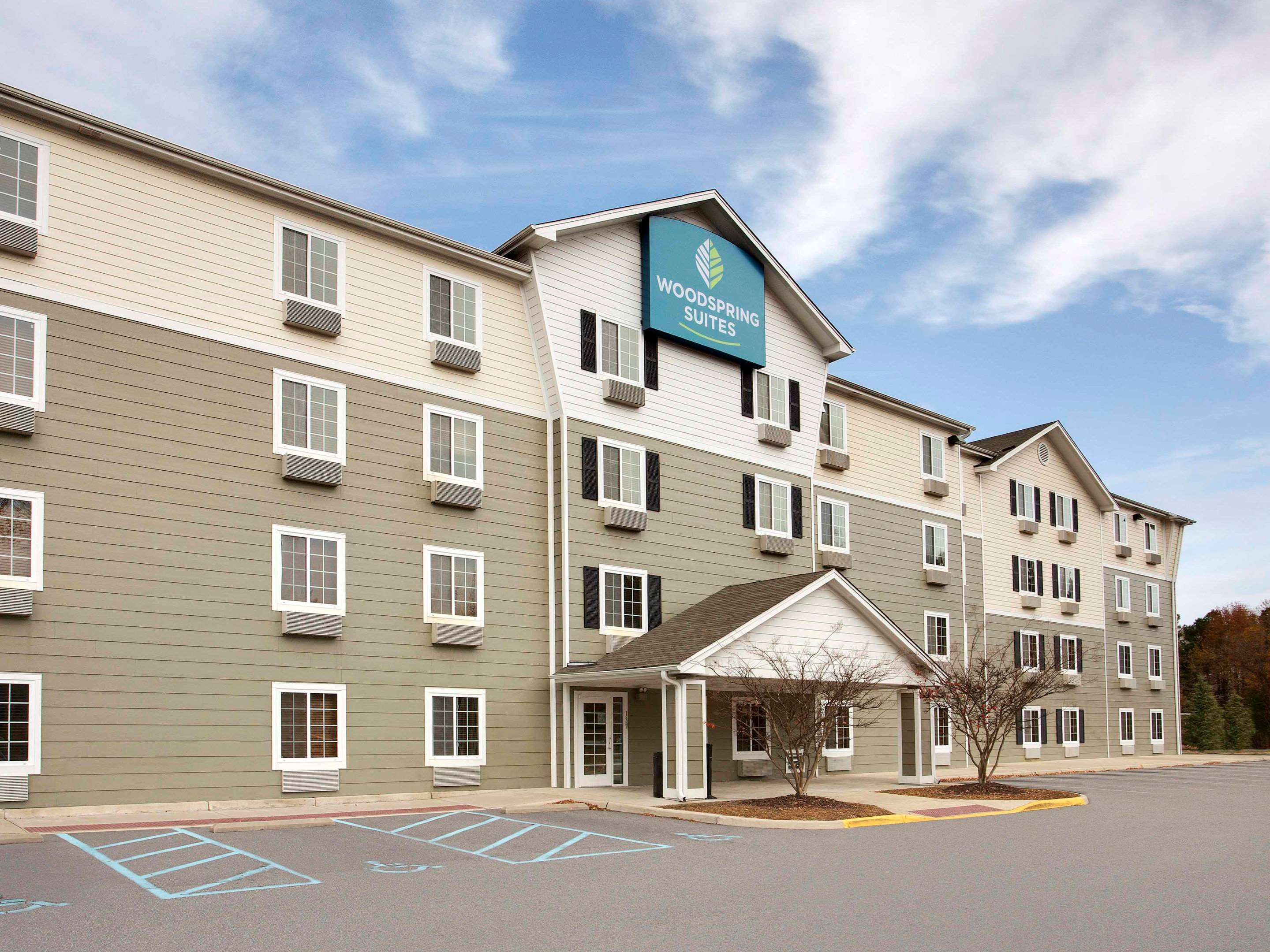 Hotel exterior | WoodSpring Suites Atlanta McDonough