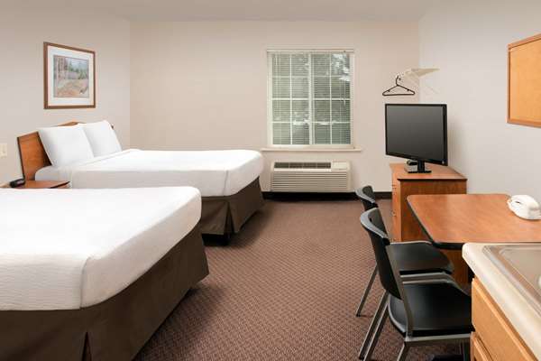  - WoodSpring Suites Garden City