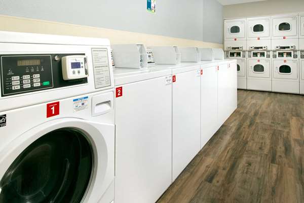 Amenities - WoodSpring Suites Darien